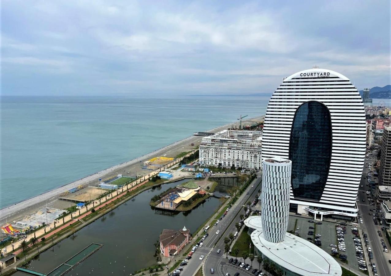Aparthotel Orbi City Batumi Exterior photo